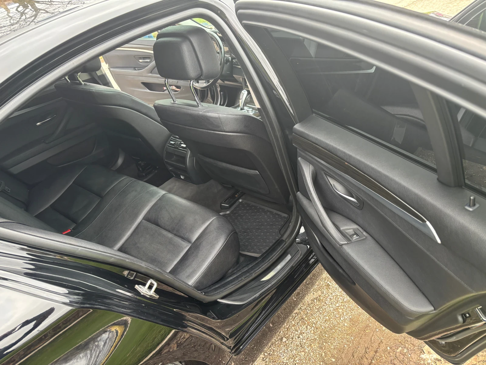 BMW 528 528i 245кс Digital, снимка 12 - Автомобили и джипове - 54032076