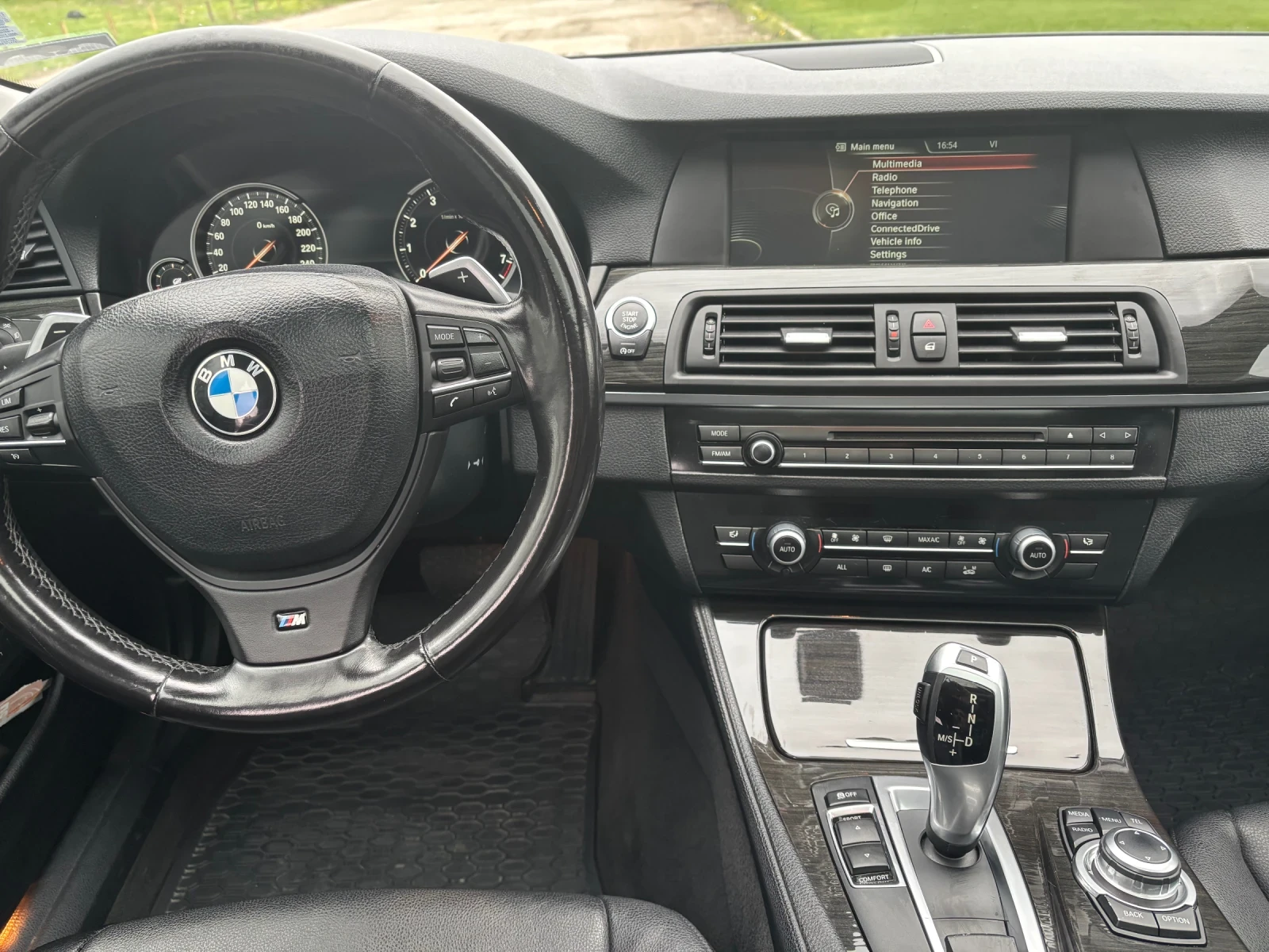 BMW 528 528i 245кс Digital, снимка 8 - Автомобили и джипове - 54032076