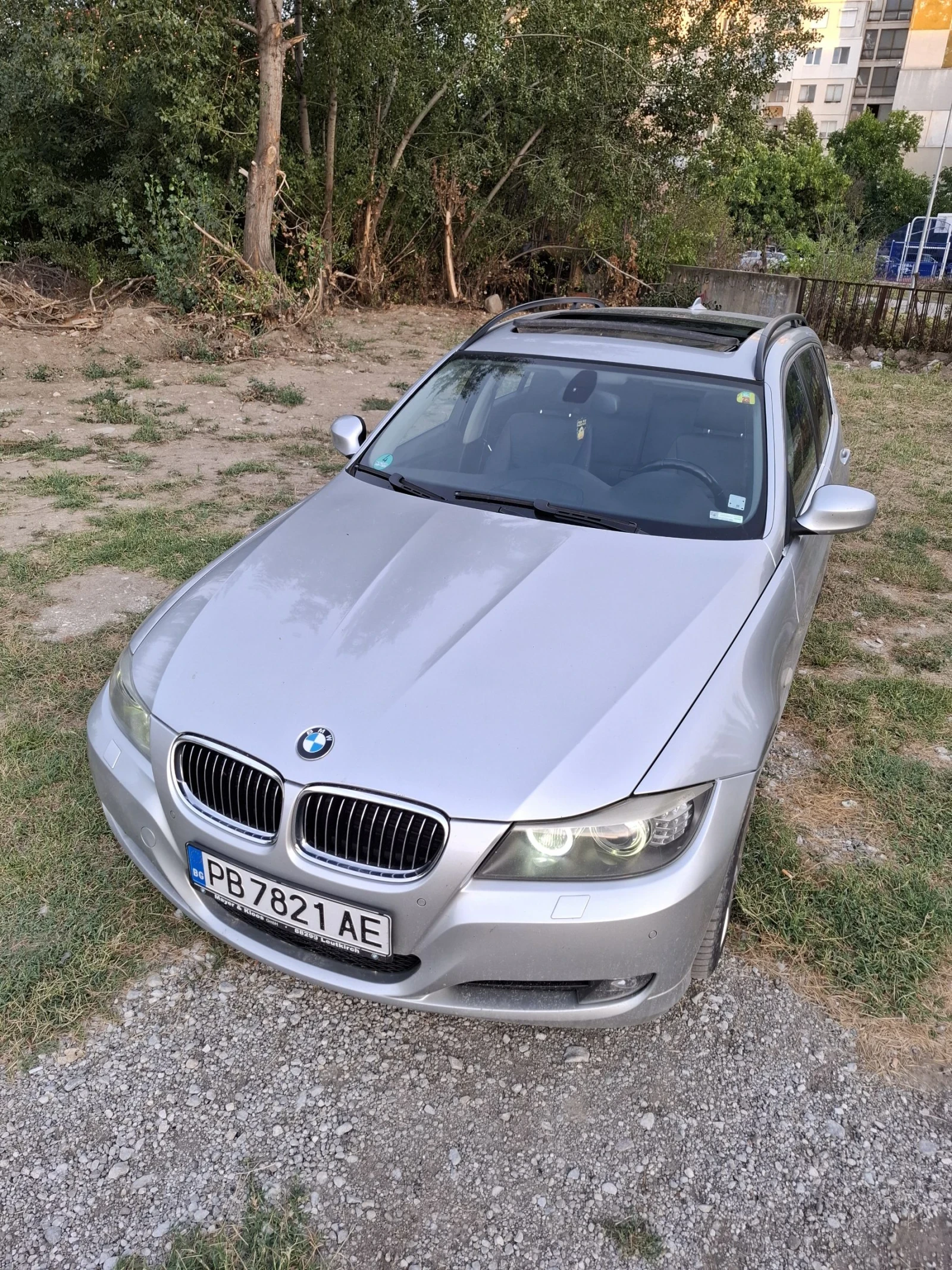 BMW 330, снимка 5 - Автомобили и джипове - 54078258
