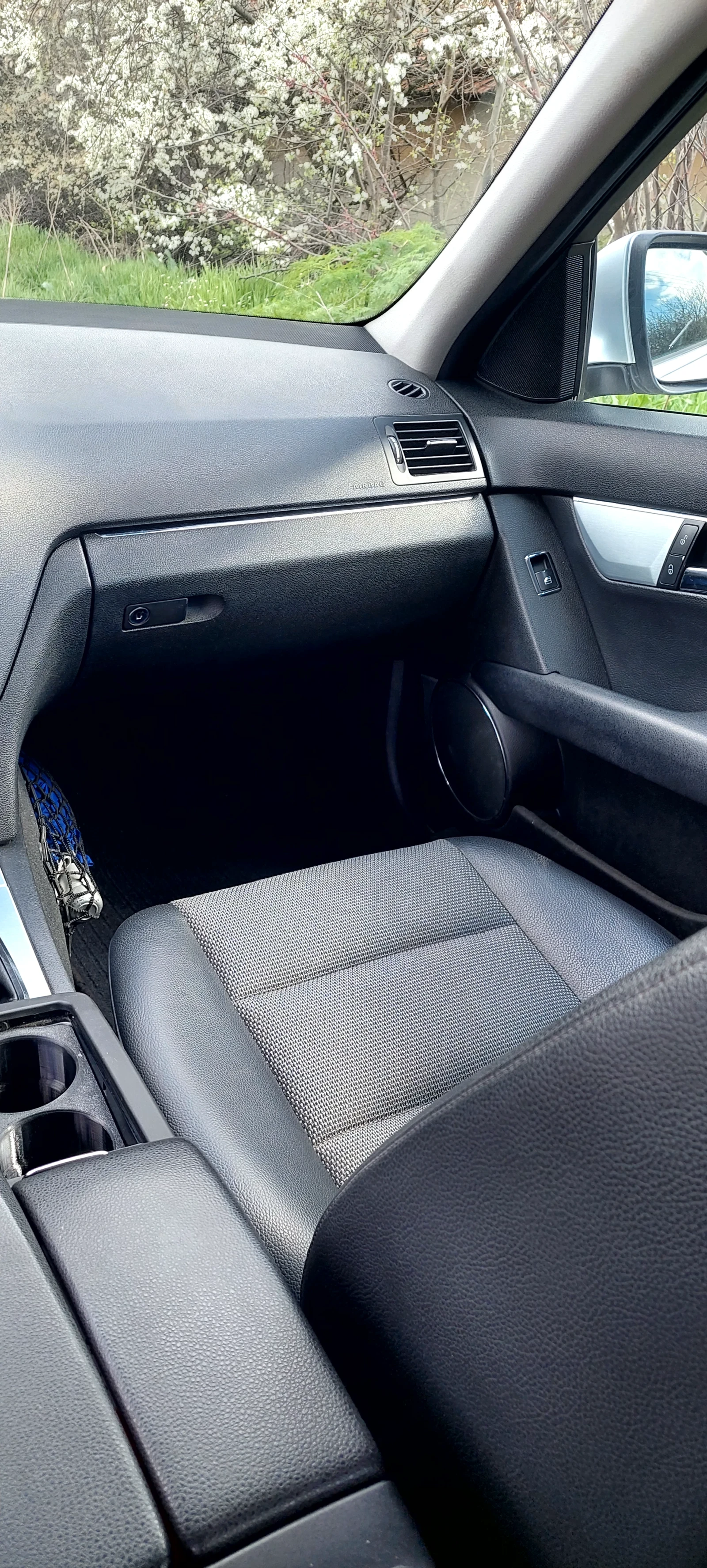 Mercedes-Benz C 220, снимка 14 - Автомобили и джипове - 54202704