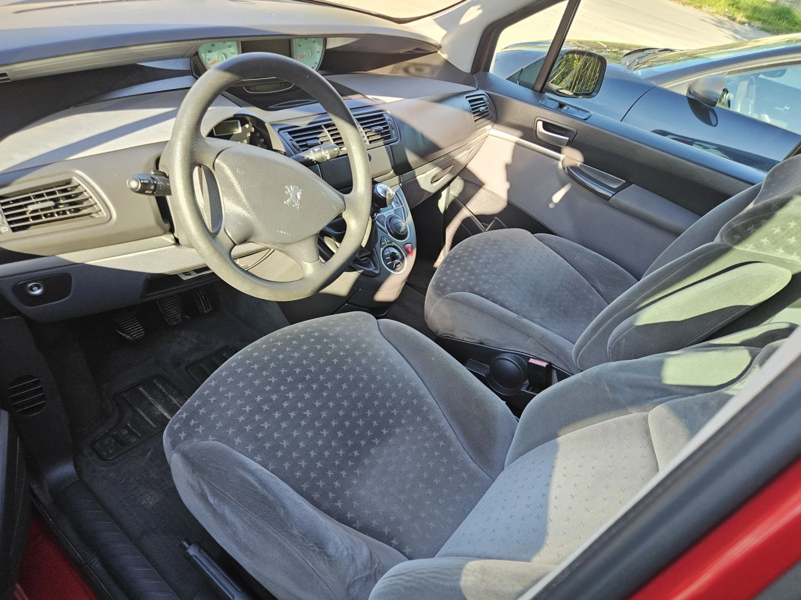 Peugeot 807 2.0 HDI* 7 места , снимка 5 - Автомобили и джипове - 54438222