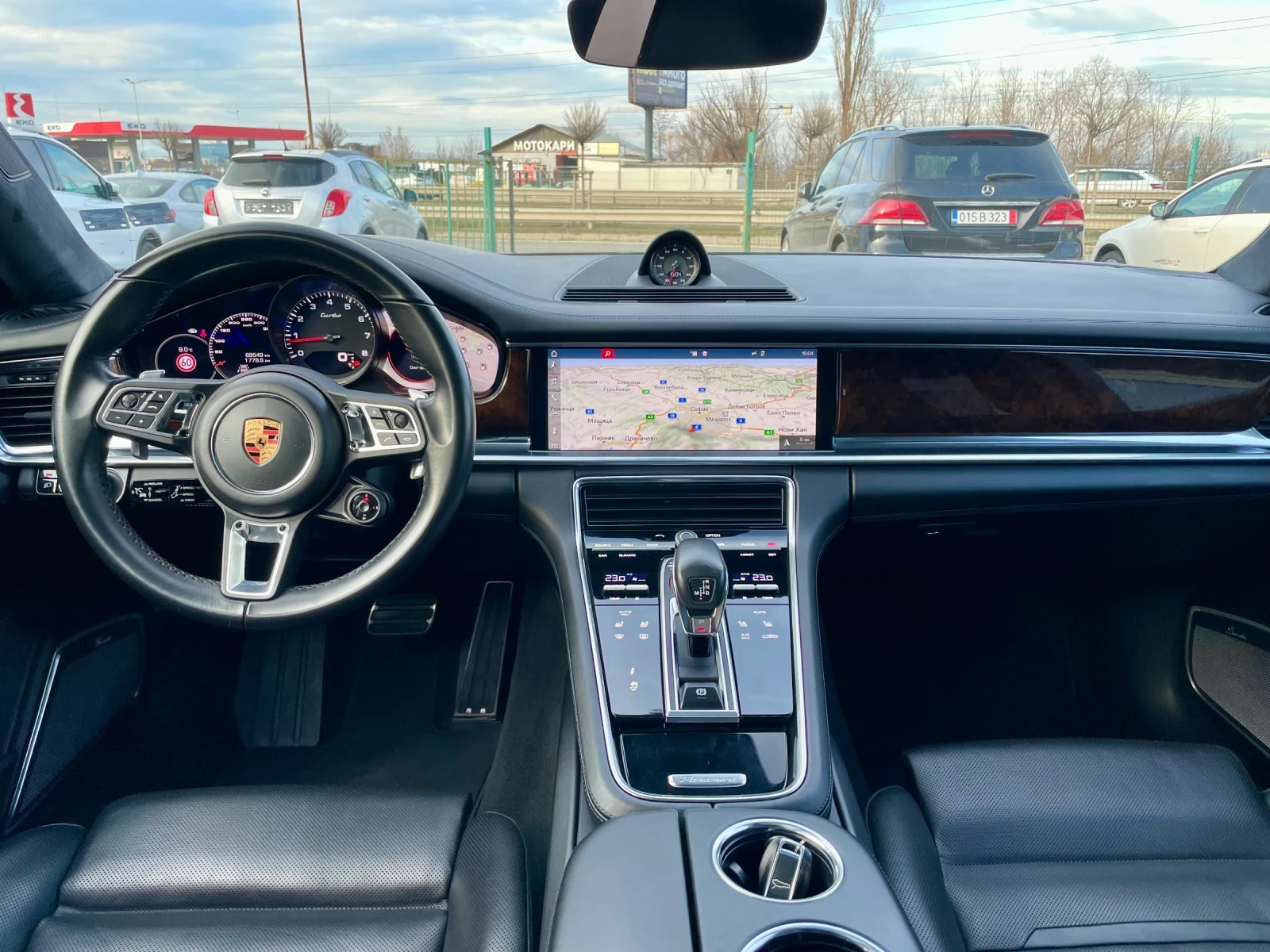 Porsche Panamera Turbo 69000 км Панорама Вакум Head up Бартер, снимка 13 - Автомобили и джипове - 54457119
