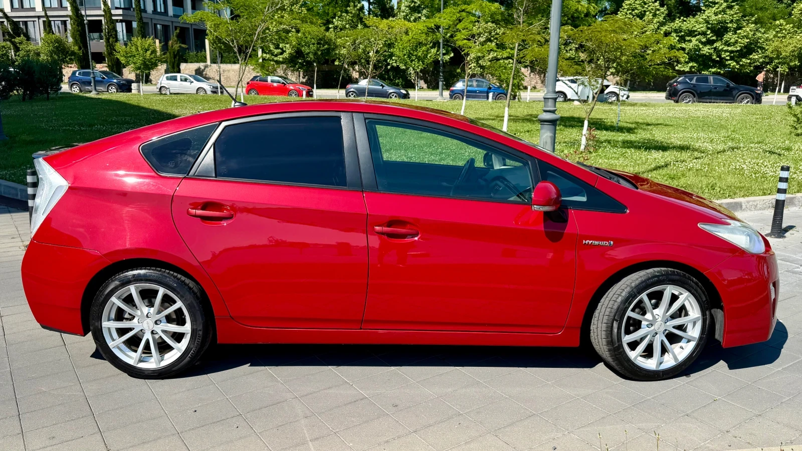 Toyota Prius, снимка 2 - Автомобили и джипове - 54832047