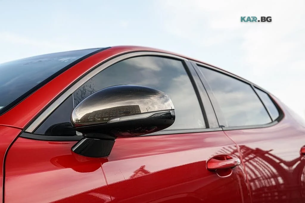 Kia Stinger GT Limited* AWD* АвтоКредит* (ЦЕНА ДО БГ), снимка 5 - Автомобили и джипове - 54933127
