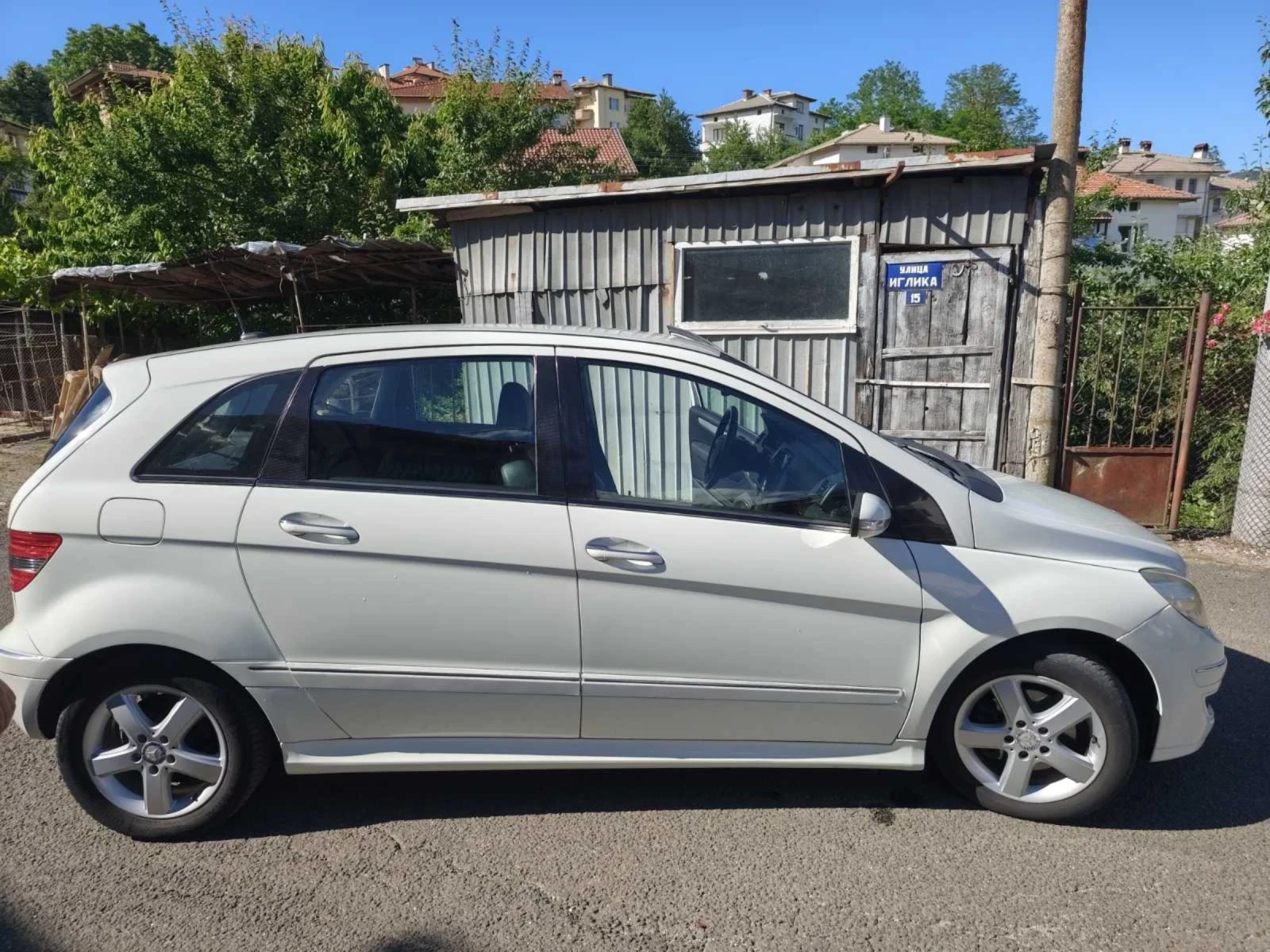 Mercedes-Benz B 180, снимка 15 - Автомобили и джипове - 54942113