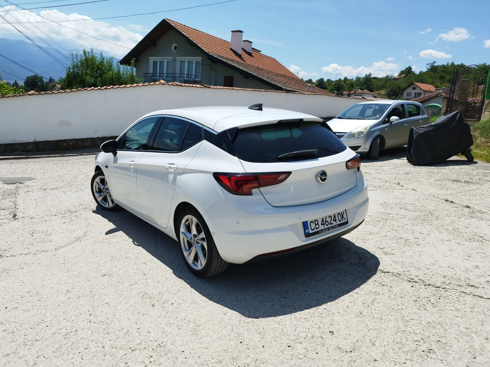Opel Astra 1.6 D/110ks, снимка 3 - Автомобили и джипове - 55327052