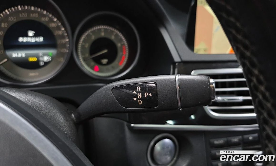Mercedes-Benz E 300 E300 4MATIC Avantgarde, снимка 9 - Автомобили и джипове - 55685035