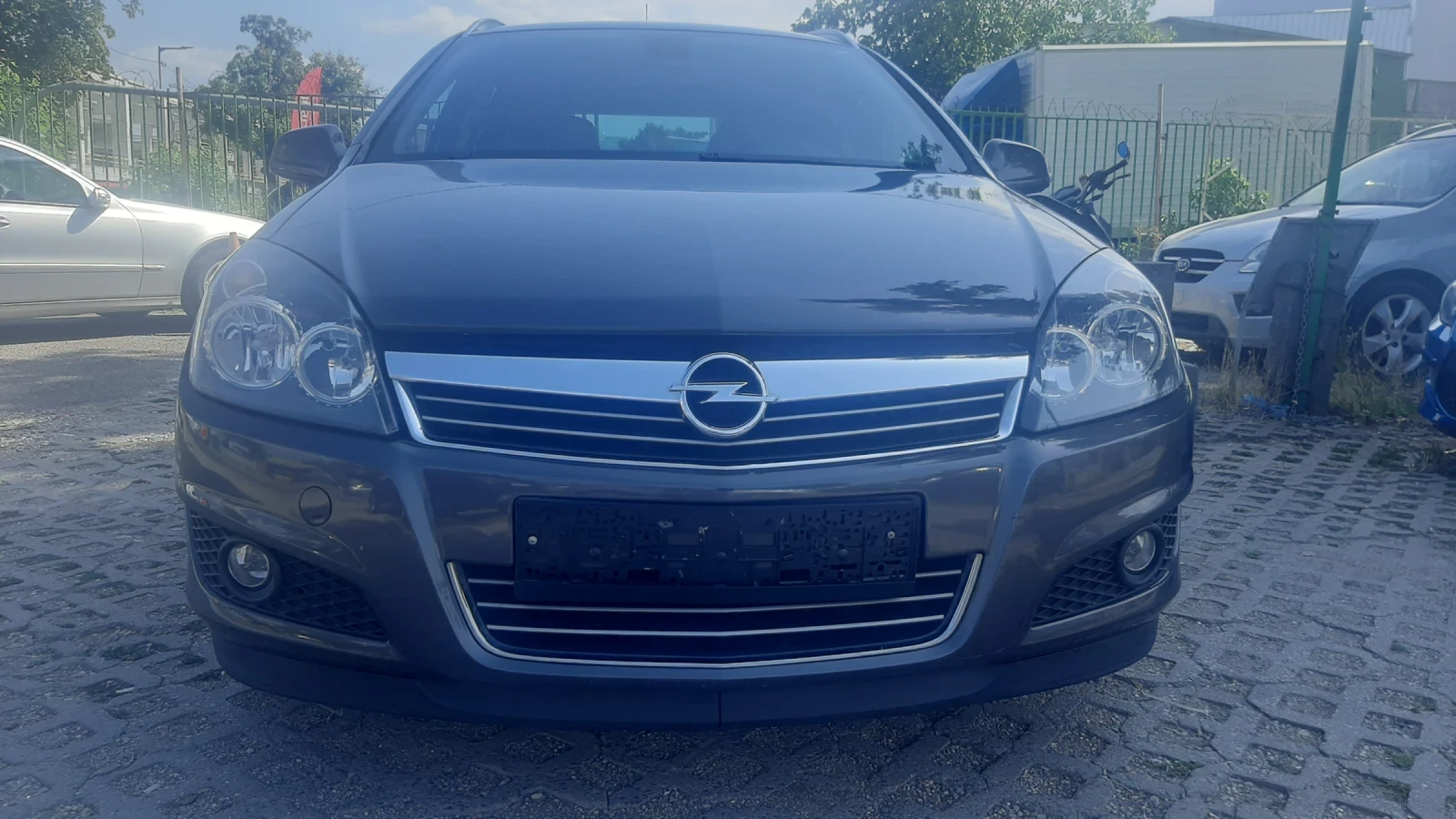 Opel Astra Уникална  ЗАПАЗЕНА 