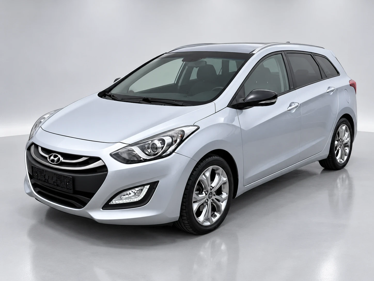 Hyundai I30 i30 1.6 DOHC 16V 120 к.с.   Панорама   1 собствени
