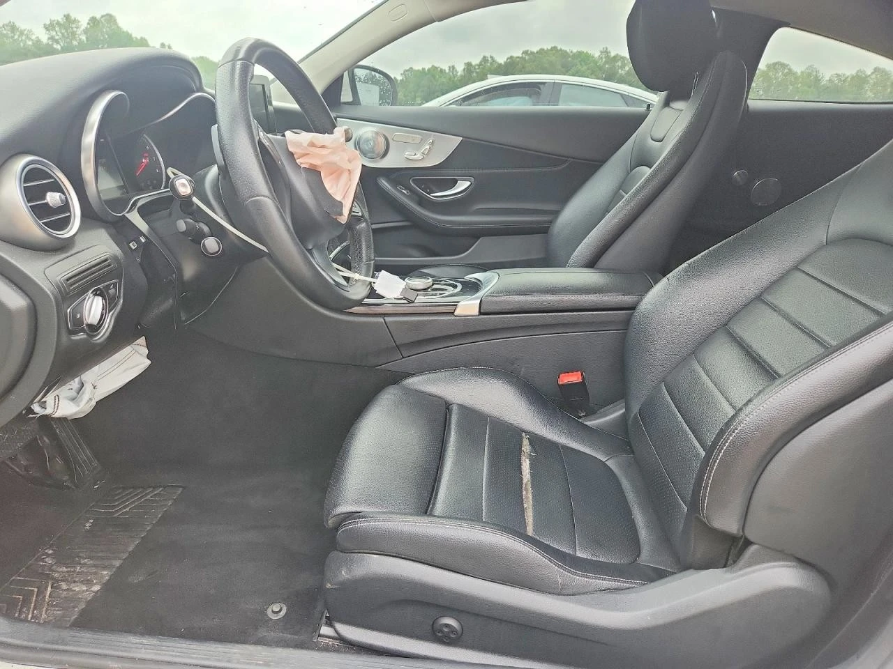 Mercedes-Benz C 300, снимка 7 - Автомобили и джипове - 56346640