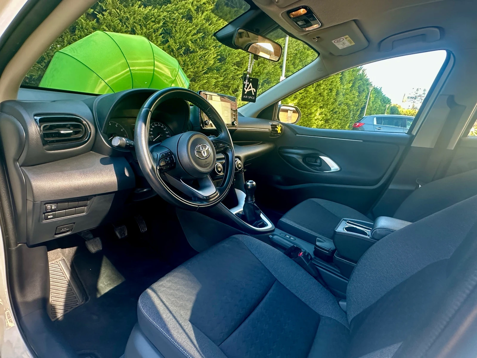 Toyota Yaris, снимка 5 - Автомобили и джипове - 56361462