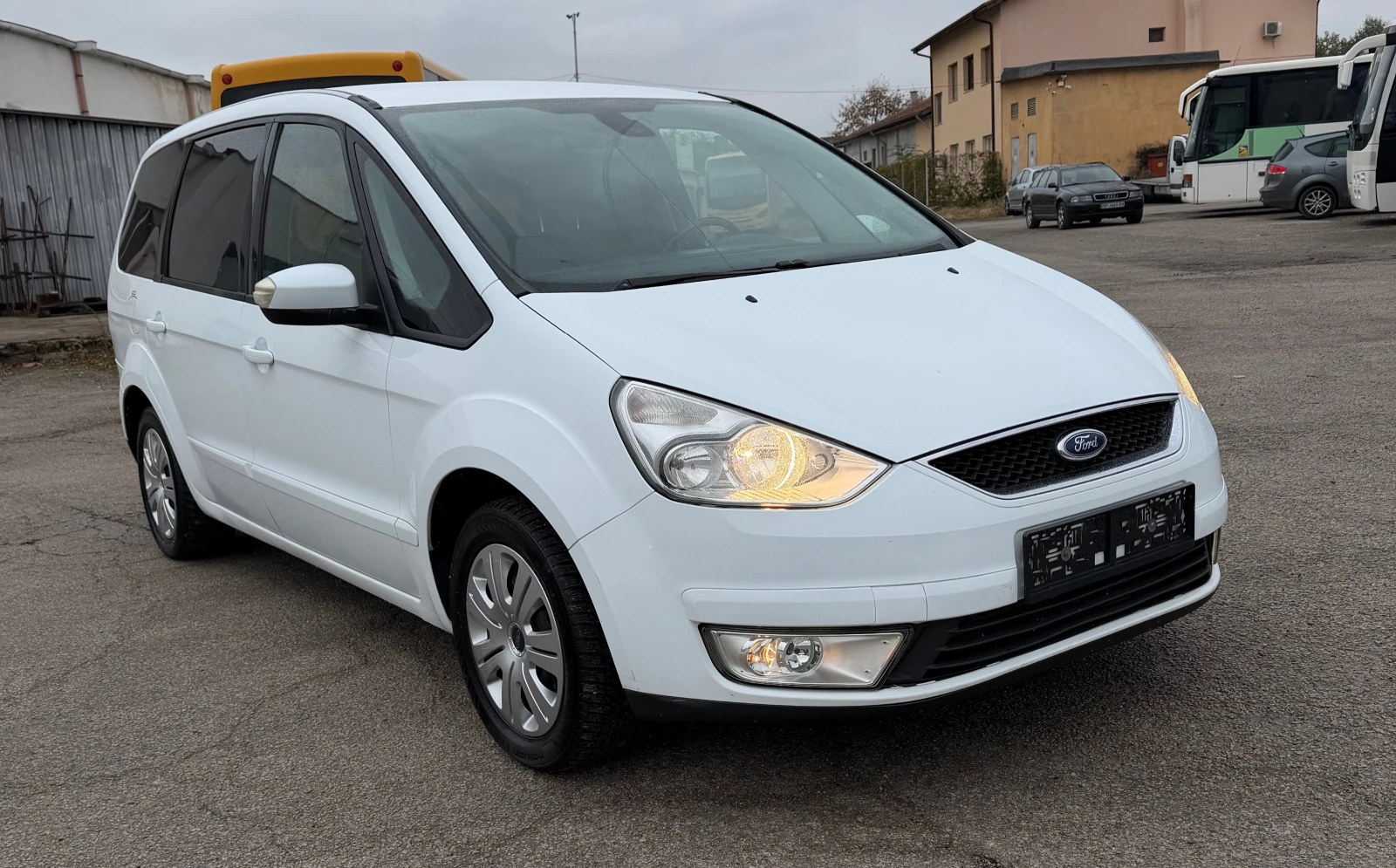Ford Galaxy 2.0 TDCI, снимка 2 - Автомобили и джипове - 56732161
