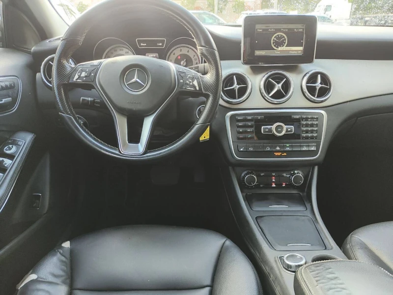 Mercedes-Benz GLA 250 4MATIC/KEYLESS/ПОДГРЕВ/ПАМЕТ/КАМЕРА, снимка 12 - Автомобили и джипове - 48463239