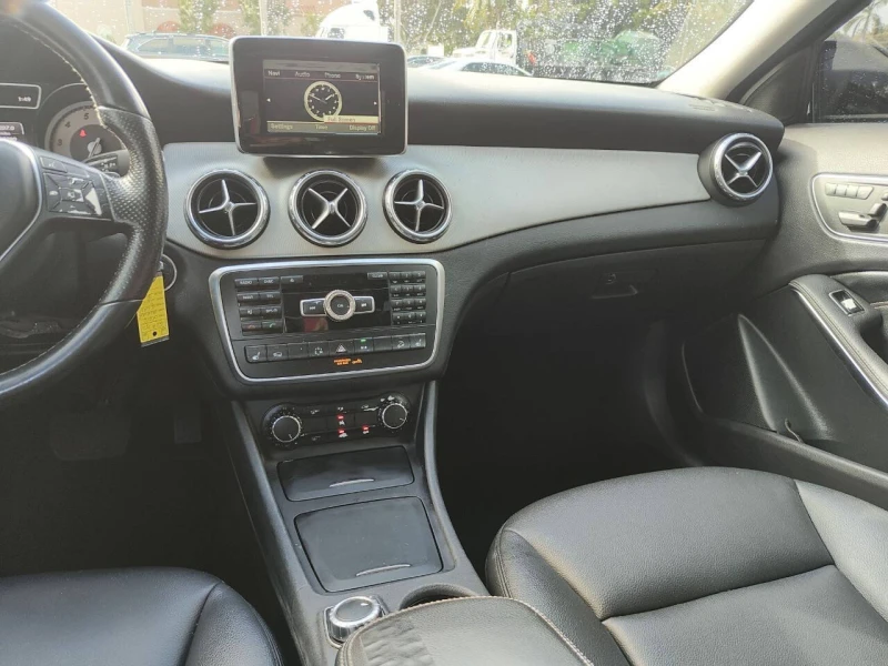 Mercedes-Benz GLA 250 4MATIC/KEYLESS/ПОДГРЕВ/ПАМЕТ/КАМЕРА, снимка 13 - Автомобили и джипове - 48463239