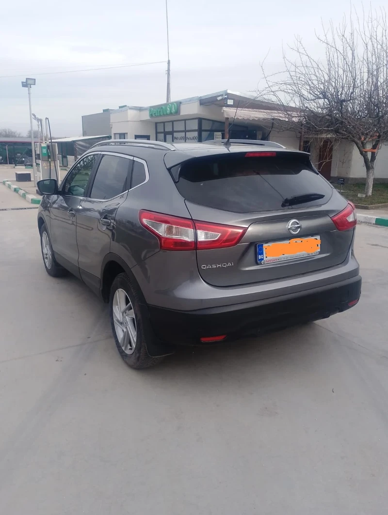 Nissan Qashqai, снимка 3 - Автомобили и джипове - 48792567