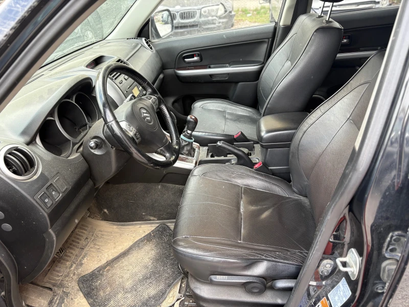 Suzuki Grand vitara 1.9DDIS, снимка 6 - Автомобили и джипове - 49546627