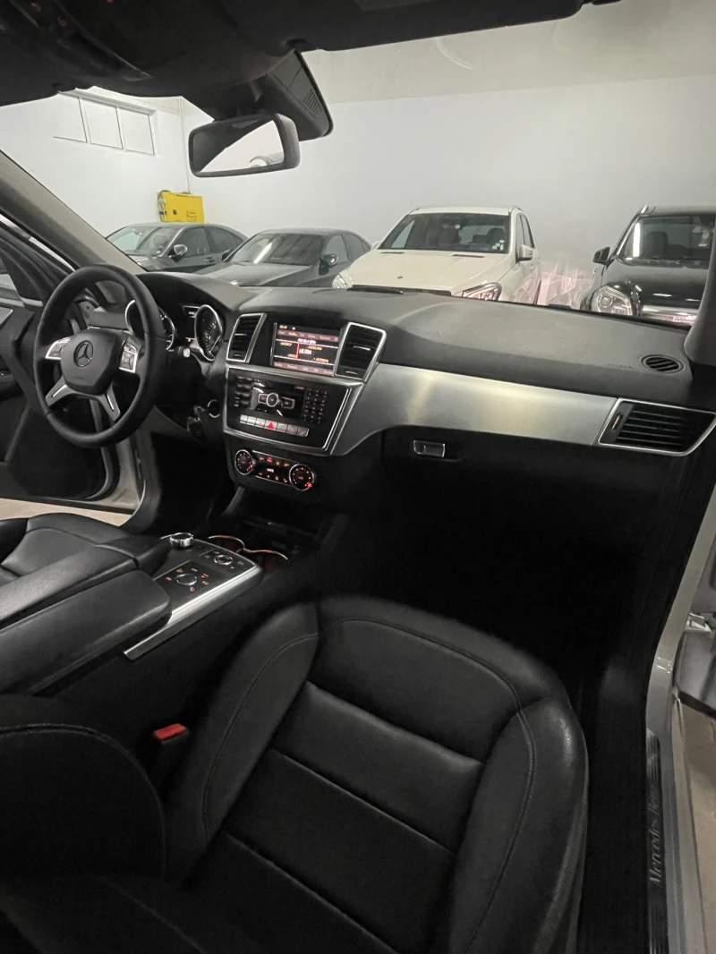 Mercedes-Benz ML 350 AMG/Дистр/панор/камера/подгр/памет/теглич/ФУЛЛ, снимка 15 - Автомобили и джипове - 52554451