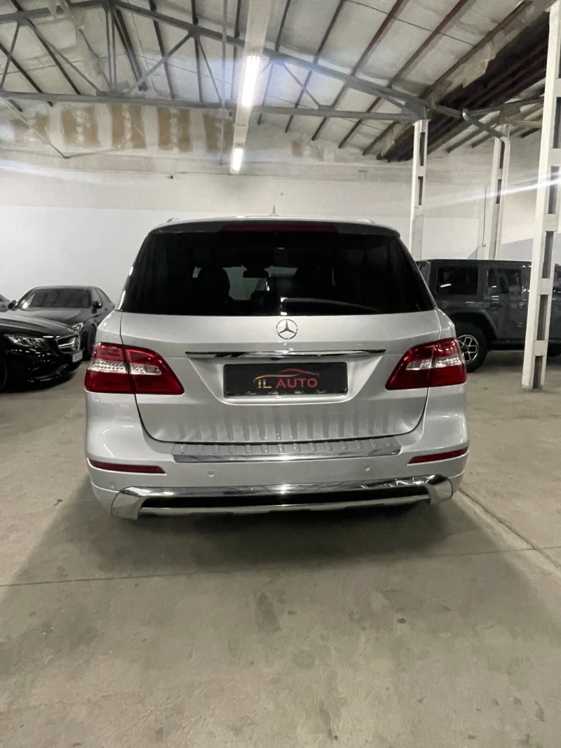Mercedes-Benz ML 350 AMG/Дистр/панор/камера/подгр/памет/теглич/ФУЛЛ, снимка 4 - Автомобили и джипове - 52554451