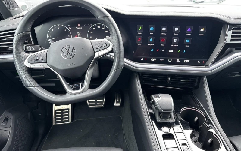 VW Touareg 3.0TDI* R-LINE* HEAD-UP* MEMORY* CAM* MATRIX* , снимка 6 - Автомобили и джипове - 52707950
