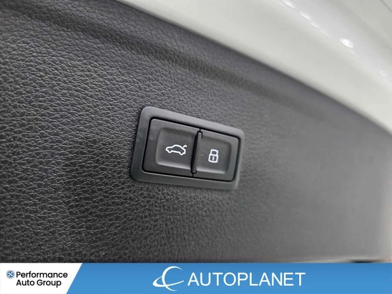 Audi Q5 * quattro Premium * CARFAX * ЦЕНА ДО БГ, снимка 15 - Автомобили и джипове - 53247213