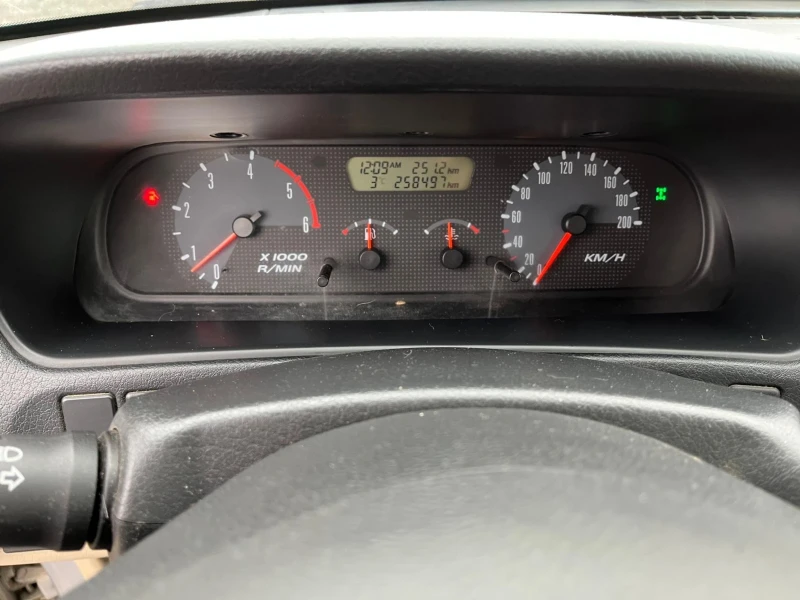 Nissan Terrano 3.0D-154кс= АВТОМАТ= КЪСА БАЗА= ИТАЛИЯ= КЛИМАТИК, снимка 8 - Автомобили и джипове - 53459239