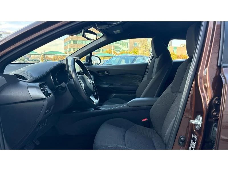 Toyota C-HR 1.8 HSD BUSINESS, снимка 12 - Автомобили и джипове - 52815299