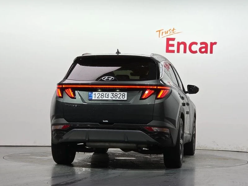 Hyundai Tucson * ЦЕНАДОБГ* ОБДУХВАНЕ* ПОДГРЕВ* , снимка 4 - Автомобили и джипове - 55925192