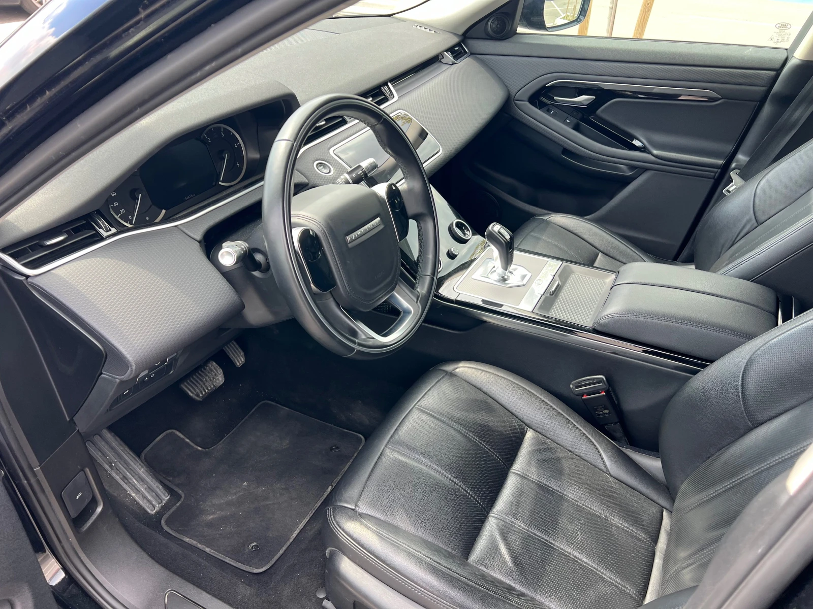 Land Rover Range Rover Evoque Black Edition 4x4 - изображение 7