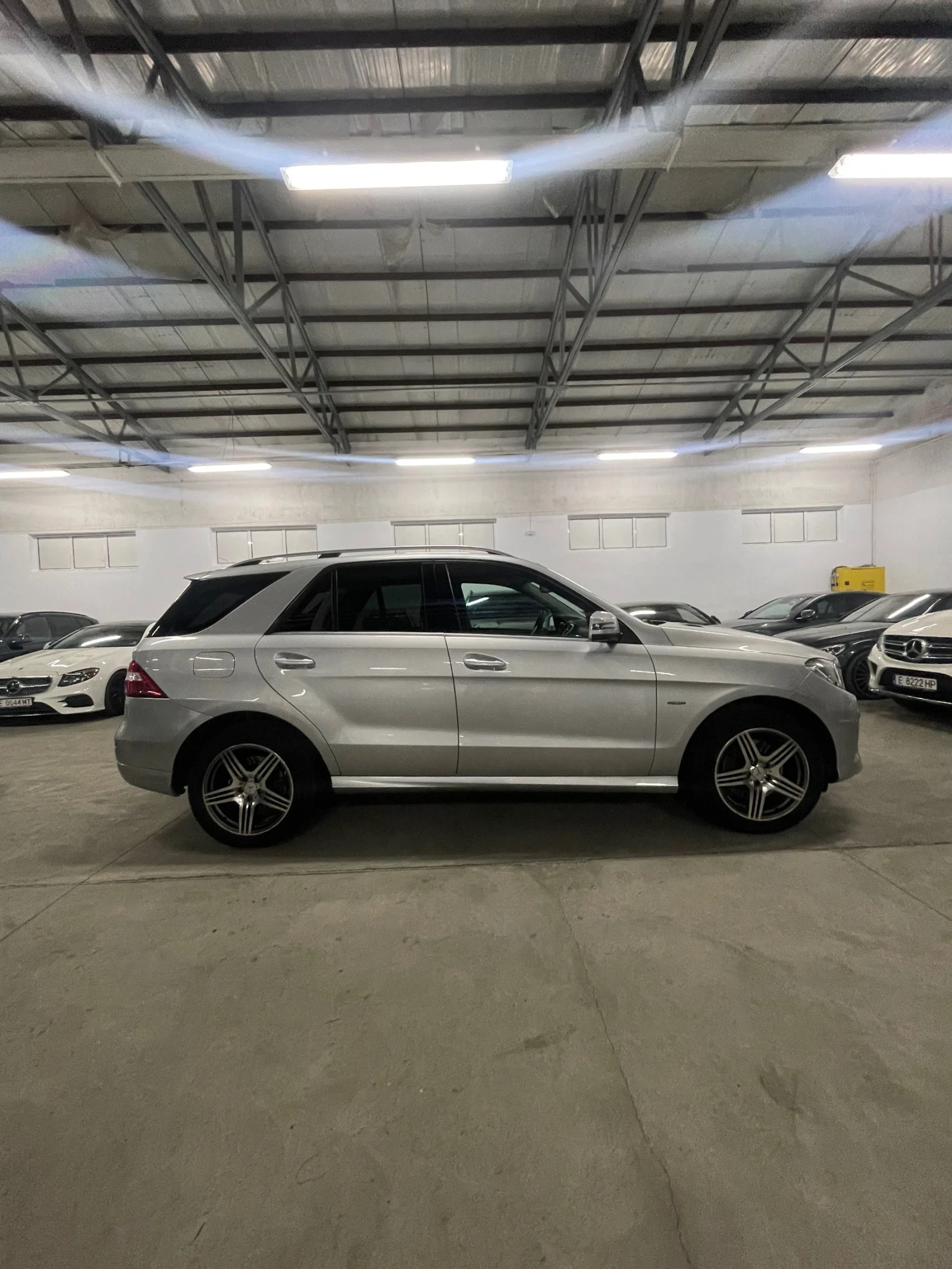 Mercedes-Benz ML 350 AMG/Дистр/панор/камера/подгр/памет/теглич/ФУЛЛ - изображение 8