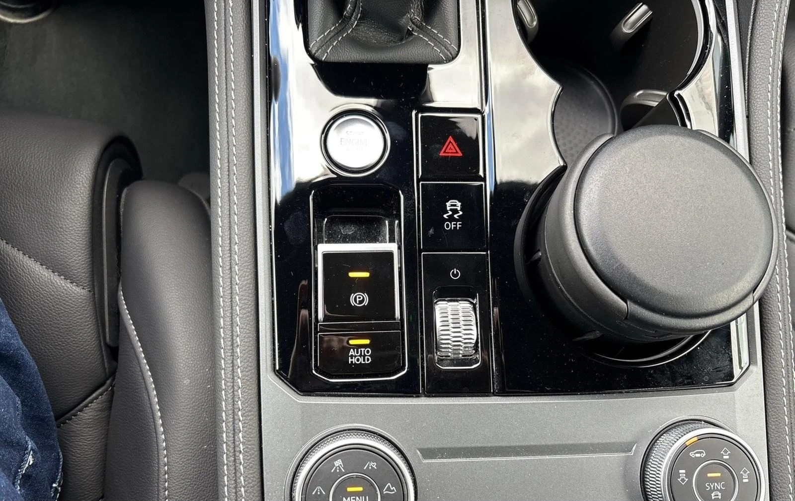 VW Touareg 3.0TDI* R-LINE* HEAD-UP* MEMORY* CAM* MATRIX*  | Mobile.bg   10