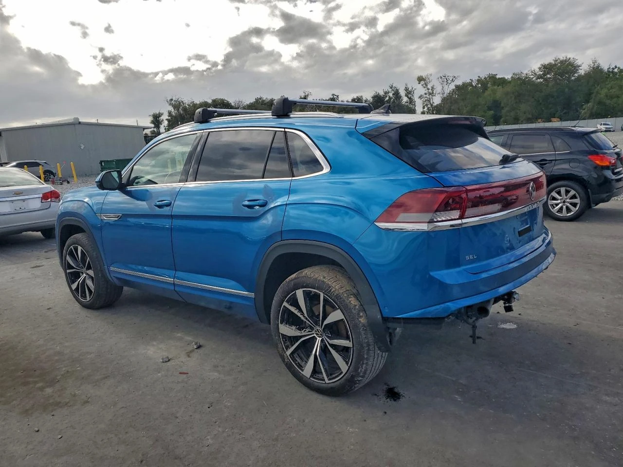 VW Atlas CROSS SPORT SEL PREMIUM R-LINE ОБДУХВАНЕ/FULL - изображение 4