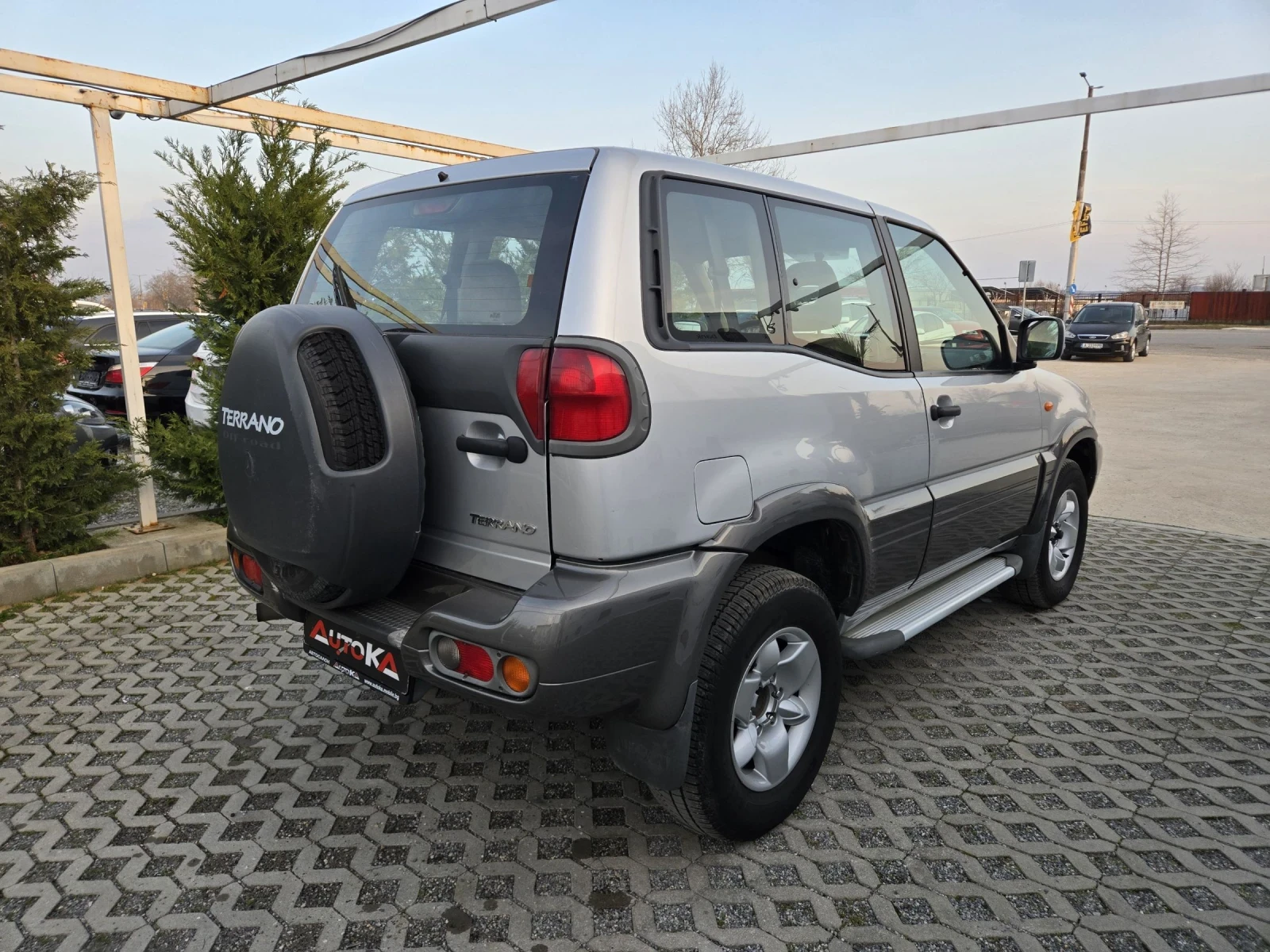 Nissan Terrano 3.0D-154кс= АВТОМАТ= КЪСА БАЗА= ИТАЛИЯ= КЛИМАТИК, снимка 3 - Автомобили и джипове - 53459239