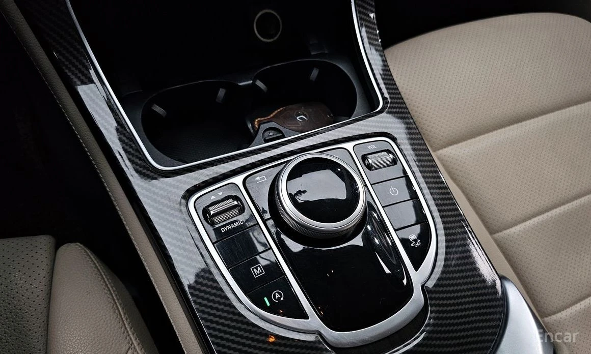 Mercedes-Benz GLC 300 КОЖА* ПАМЕТ* КАМЕРА* , снимка 17 - Автомобили и джипове - 53989405