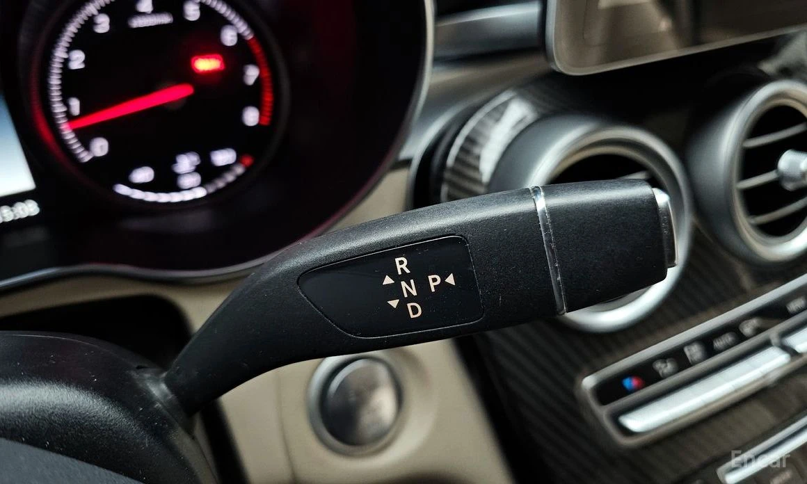 Mercedes-Benz GLC 300 КОЖА* ПАМЕТ* КАМЕРА* , снимка 9 - Автомобили и джипове - 53989405