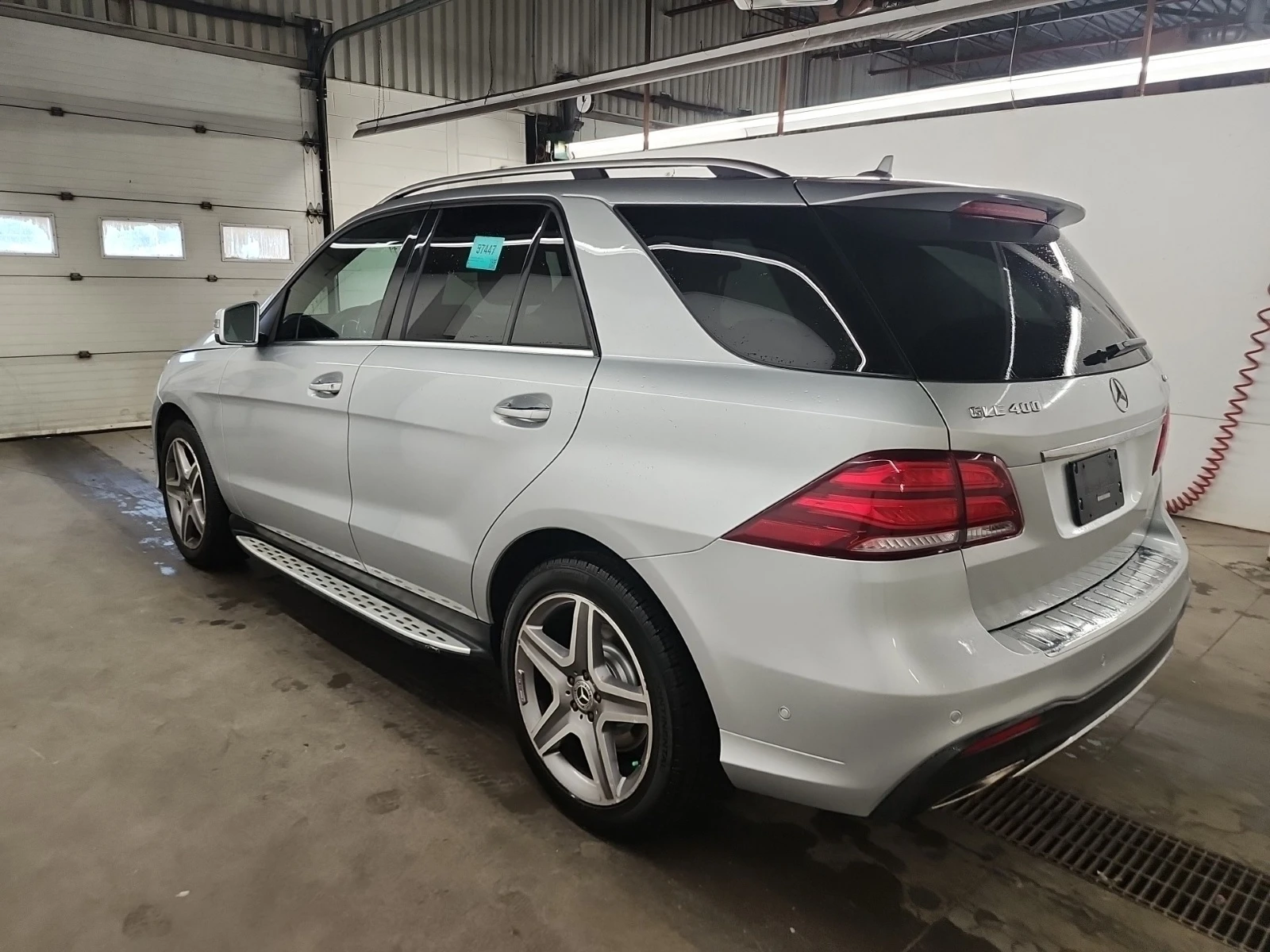 Mercedes-Benz GLE 400 AMG * * 360 CAM * * CARFAX * * АВТО КРЕДИТ * * , снимка 6 - Автомобили и джипове - 54964424