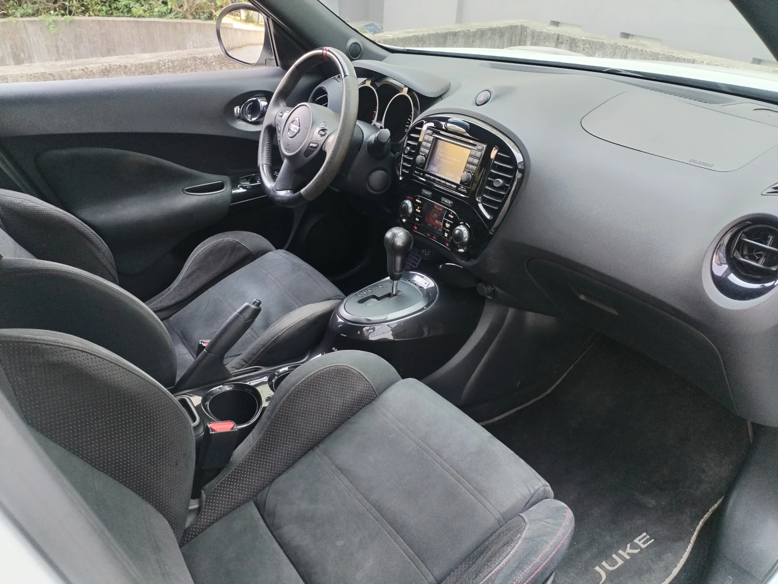 Nissan Juke NISMO R 1/40, снимка 11 - Автомобили и джипове - 55433713