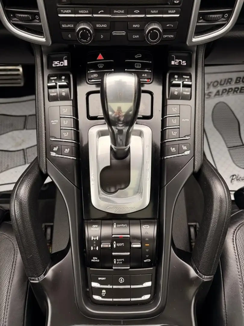 Porsche Cayenne S* PDK* ПОДГРЕВ* ОБДУХВАНЕ* 360КАМЕРА* ПАНОРАМА* , снимка 8 - Автомобили и джипове - 55437486
