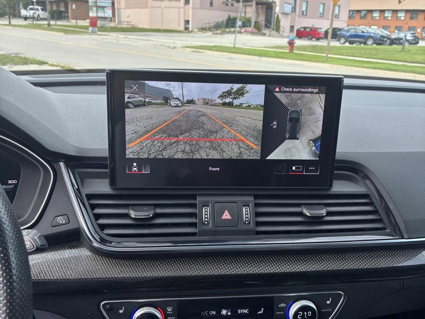 Audi SQ5 Technik* B&O* 360* Digital, снимка 10 - Автомобили и джипове - 56047978
