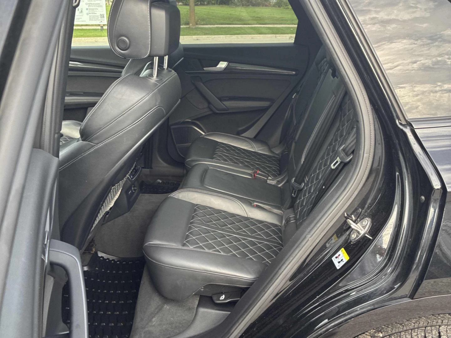 Audi SQ5 Technik* B&O* 360* Digital, снимка 11 - Автомобили и джипове - 56047978