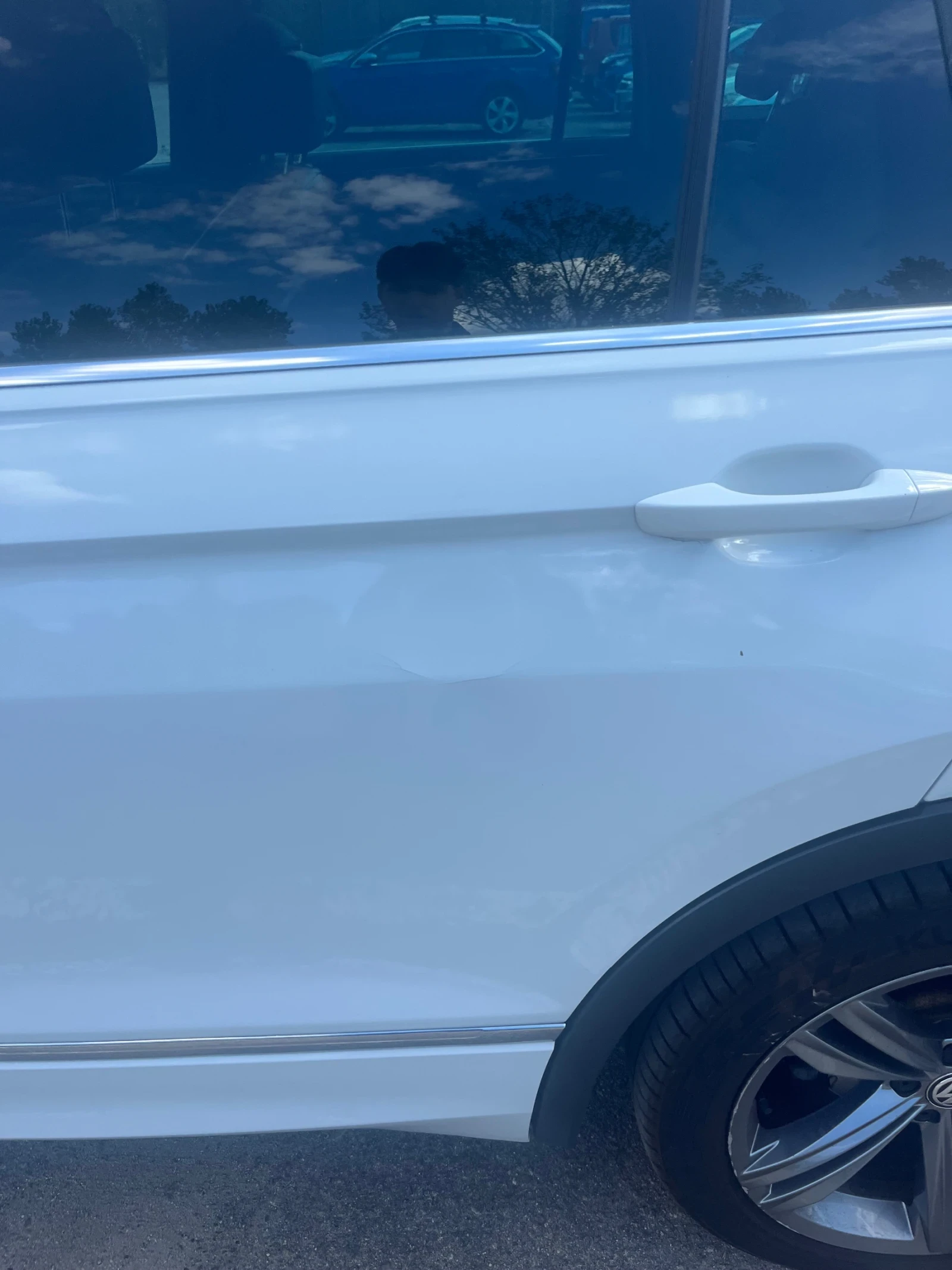 VW Tiguan Бензин газ, снимка 3 - Автомобили и джипове - 56097294