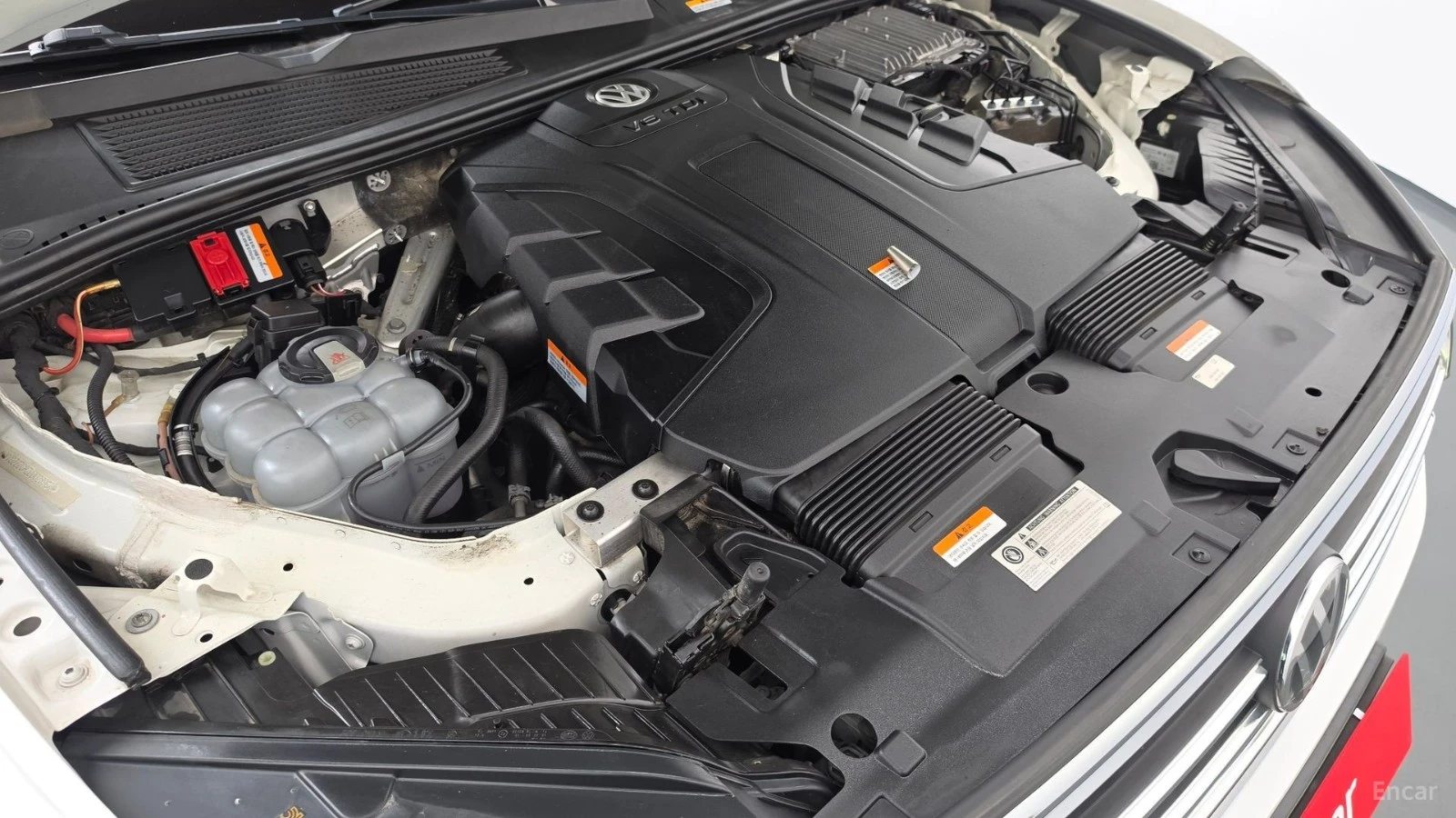 VW Touareg 3.0 TDI - PRESTIGE - ДИСТРОНИК - ОБДУХ - ПОДГРЕВИ, снимка 6 - Автомобили и джипове - 56103236