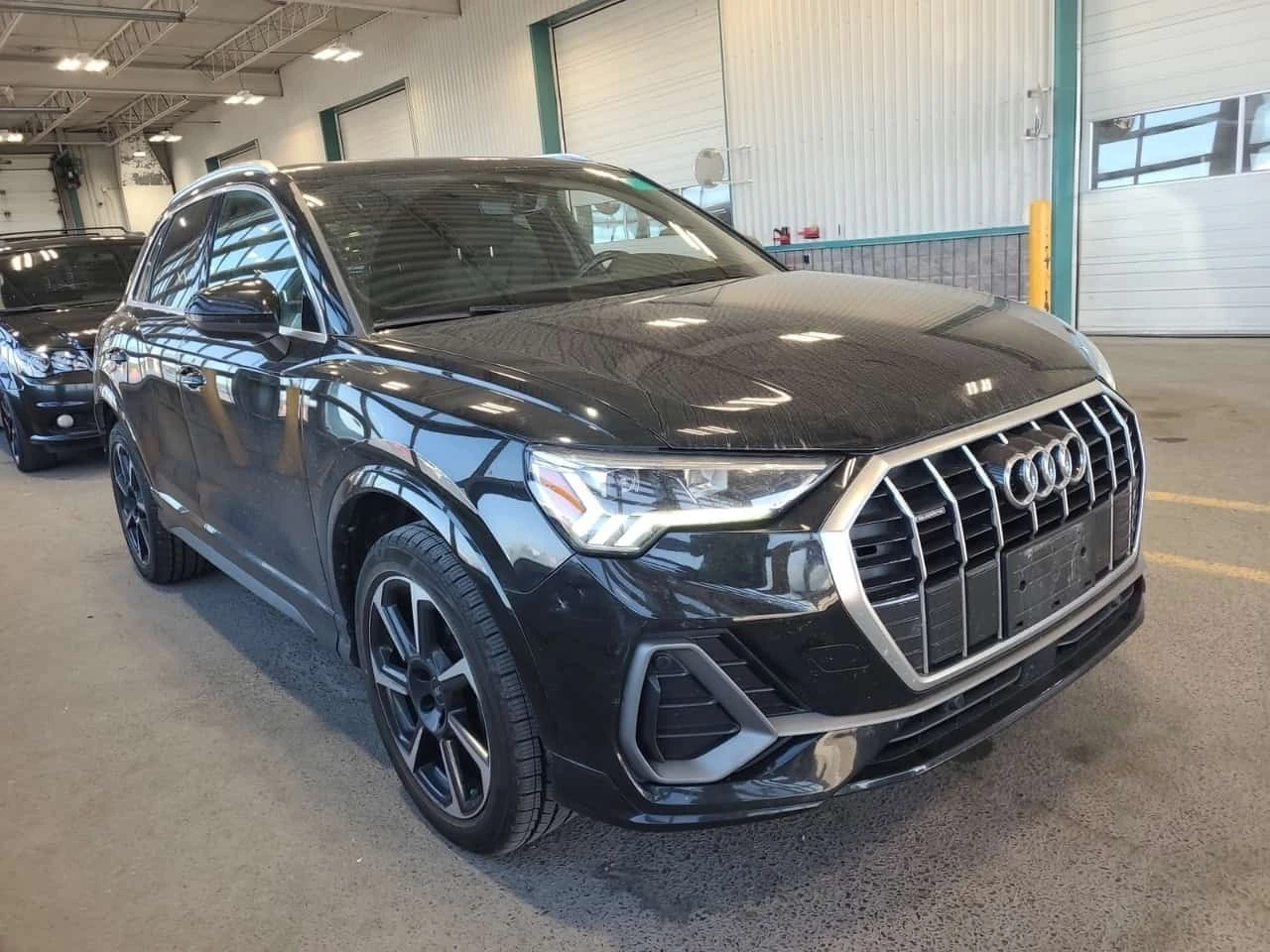 Audi Q3 / 45 TFSI / �������� / 2 ����� / ���������� | Mobile.bg � ����������� 3