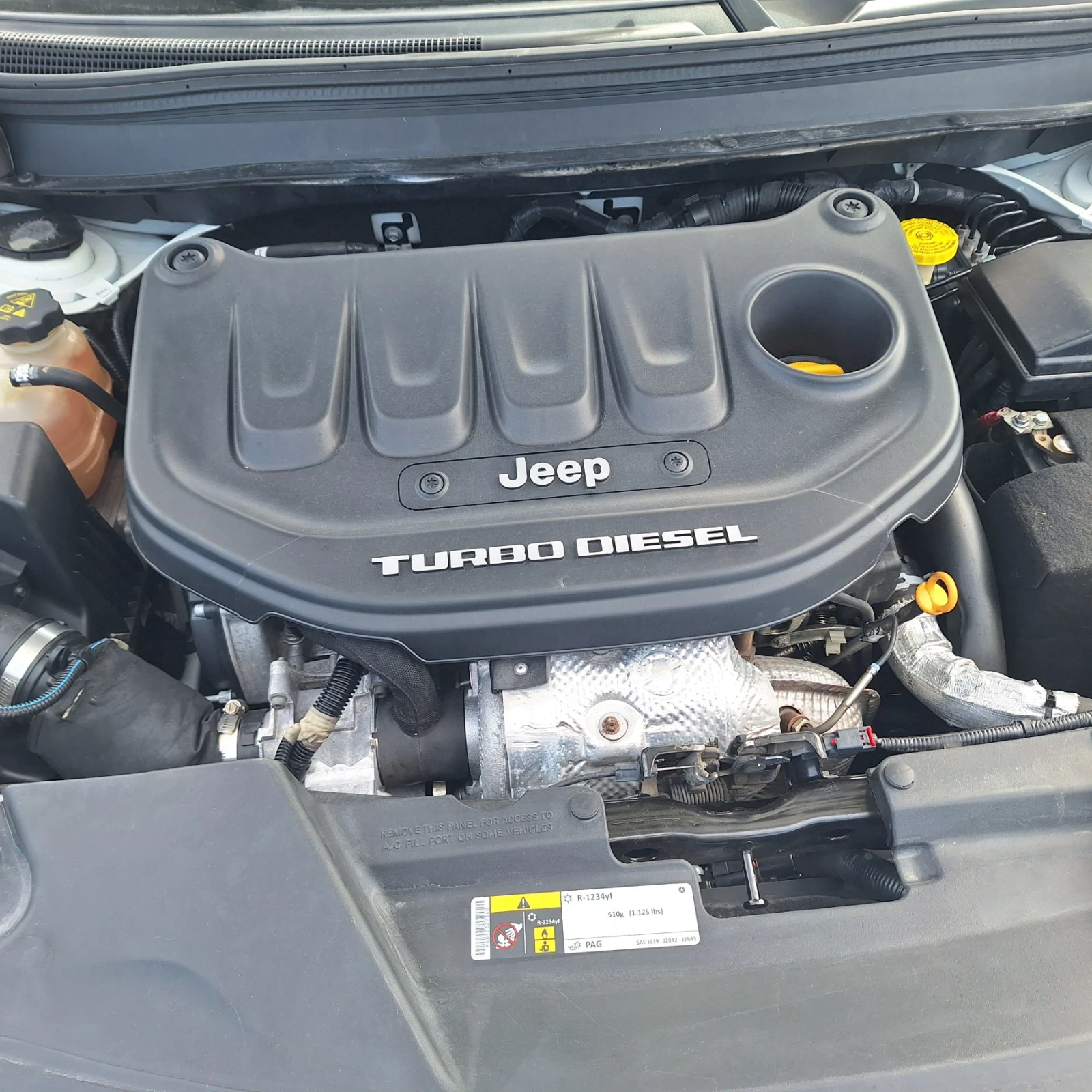Jeep Cherokee 2.2 дизел, снимка 15 - Автомобили и джипове - 56304820