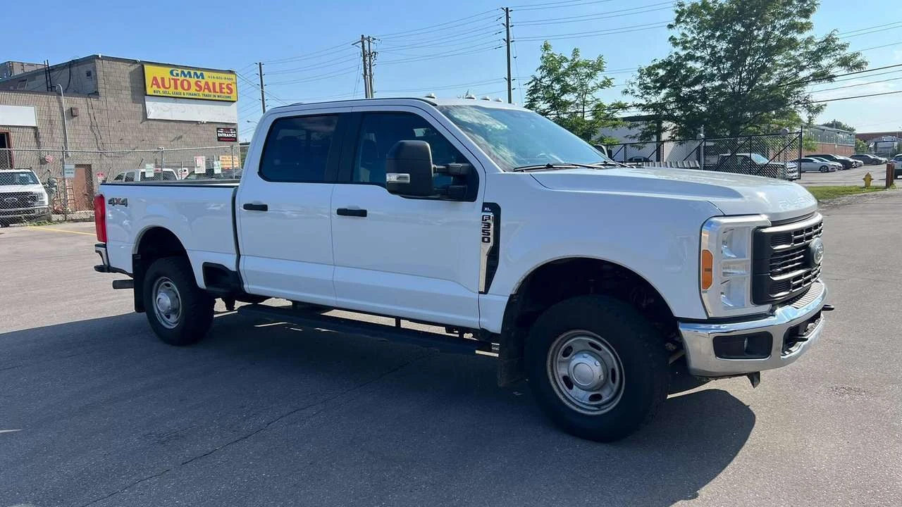 Ford F350 Crew Cab Short Box 4WD 7.3 L