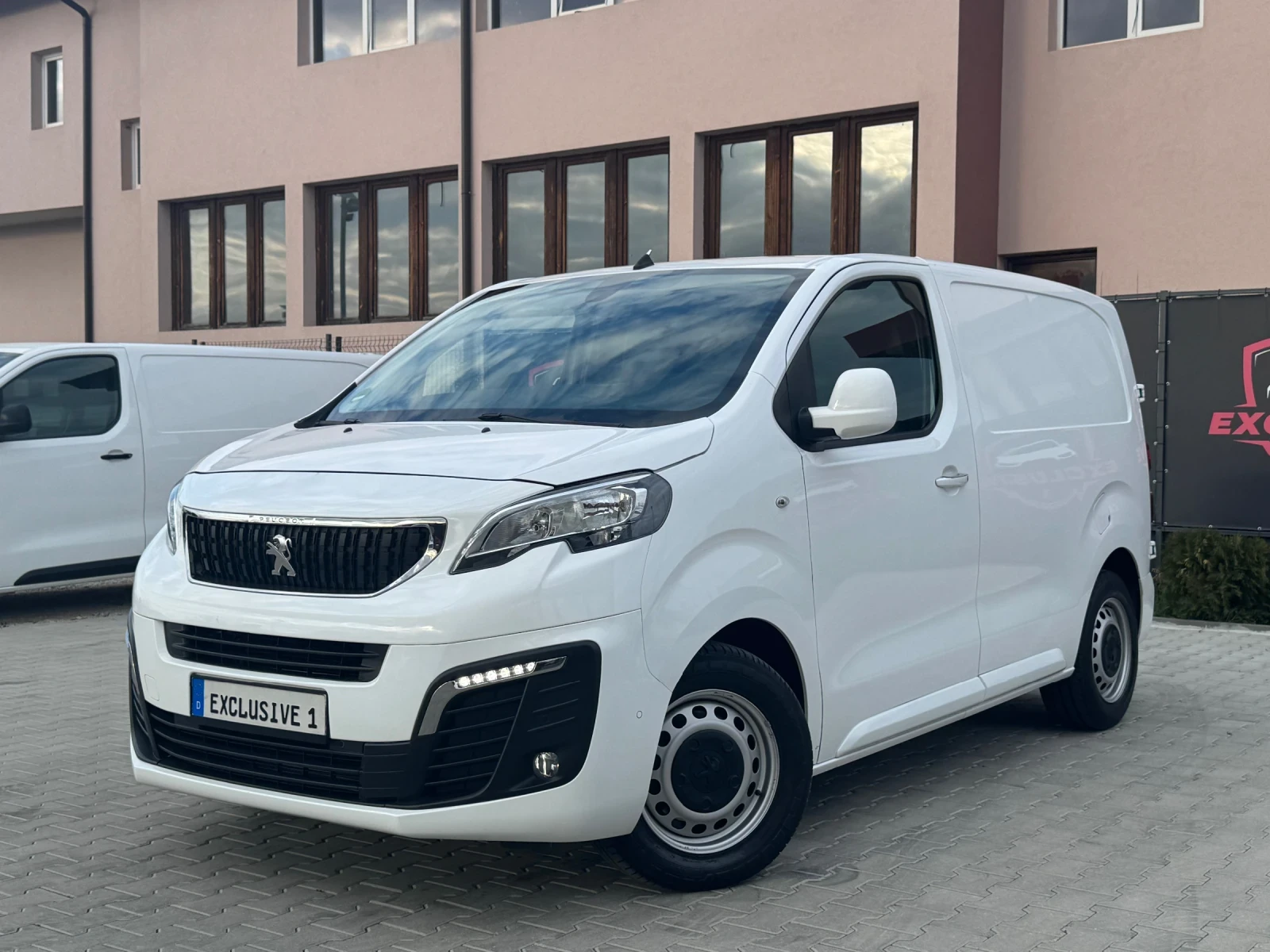 Peugeot Expert PREMIUM L1-AVTOMATIK-WEBASTO | Auto.bg — изображение 1