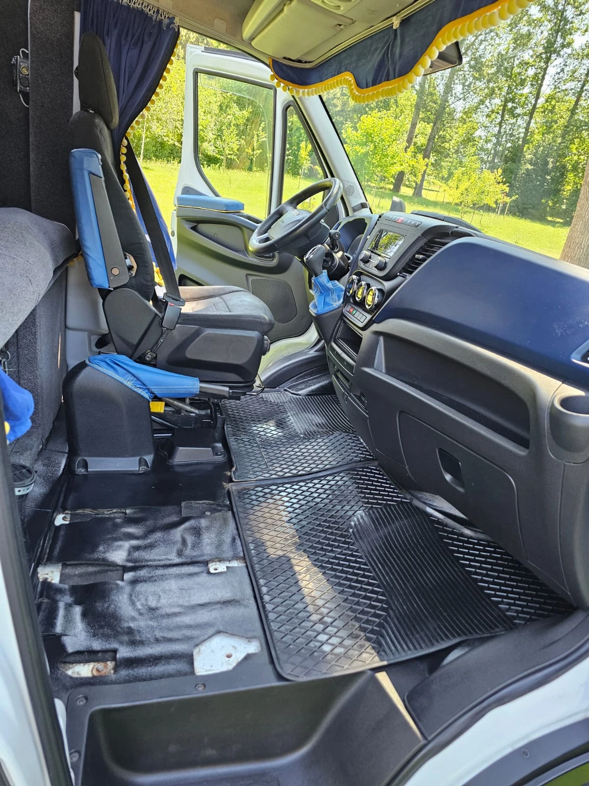 Iveco 35S18, снимка 13 - Бусове и автобуси - 55380981