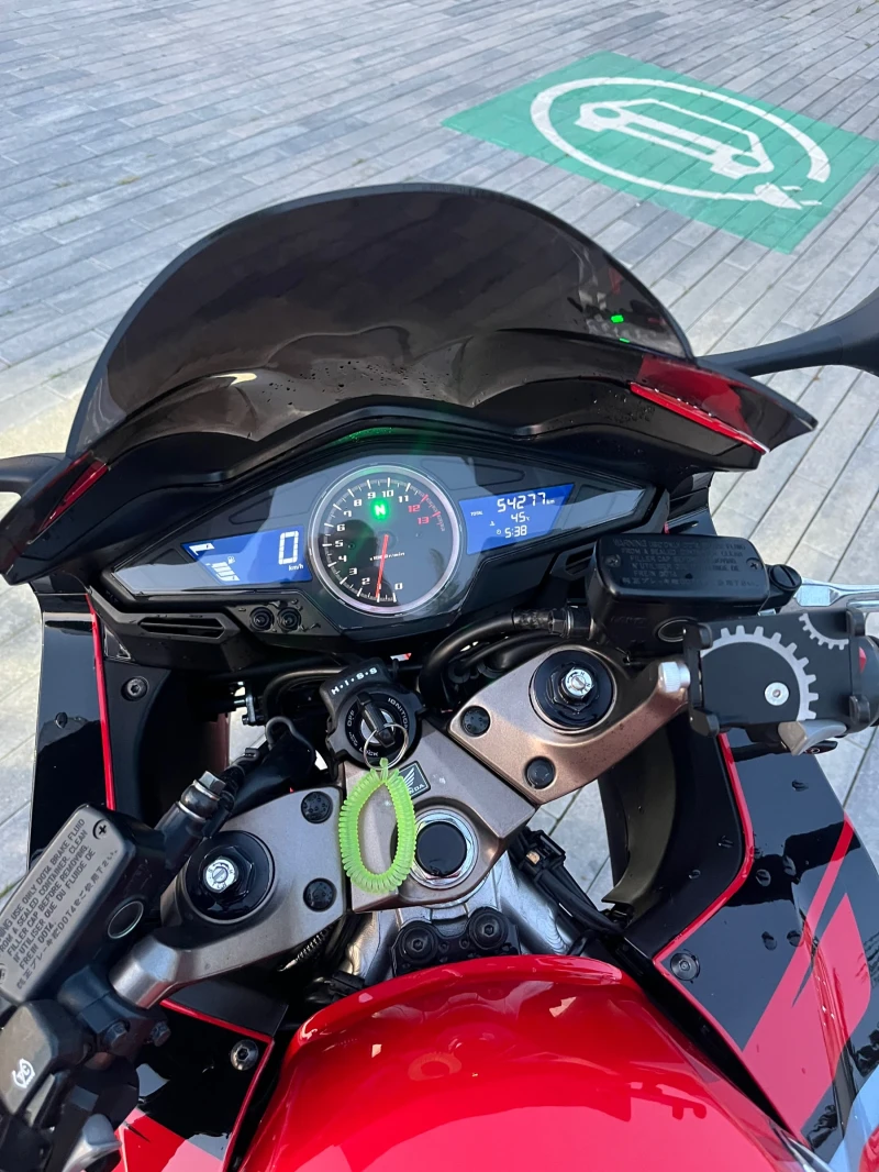 Honda Vfr Видео!!2014 v-tec, снимка 3 - Мотоциклети и мототехника - 50816495