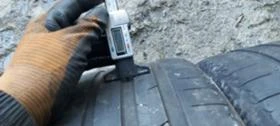 Гуми Летни 225/40R19, снимка 4