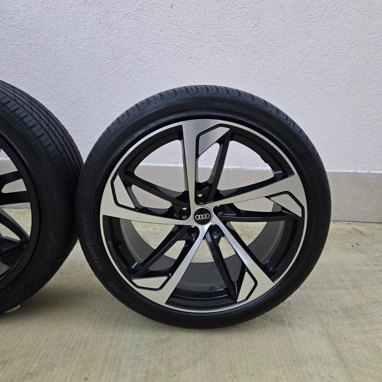    285/35R22  Audi Q7 | Mobile.bg   2