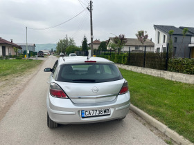 Opel Astra Парктроник отпред и отзад + автоматични фарове, снимка 2